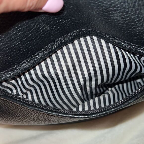 Kate Spade Black Leather Shoulder and Crossbody Purse Top Zip Closure - Picture 6 of 13